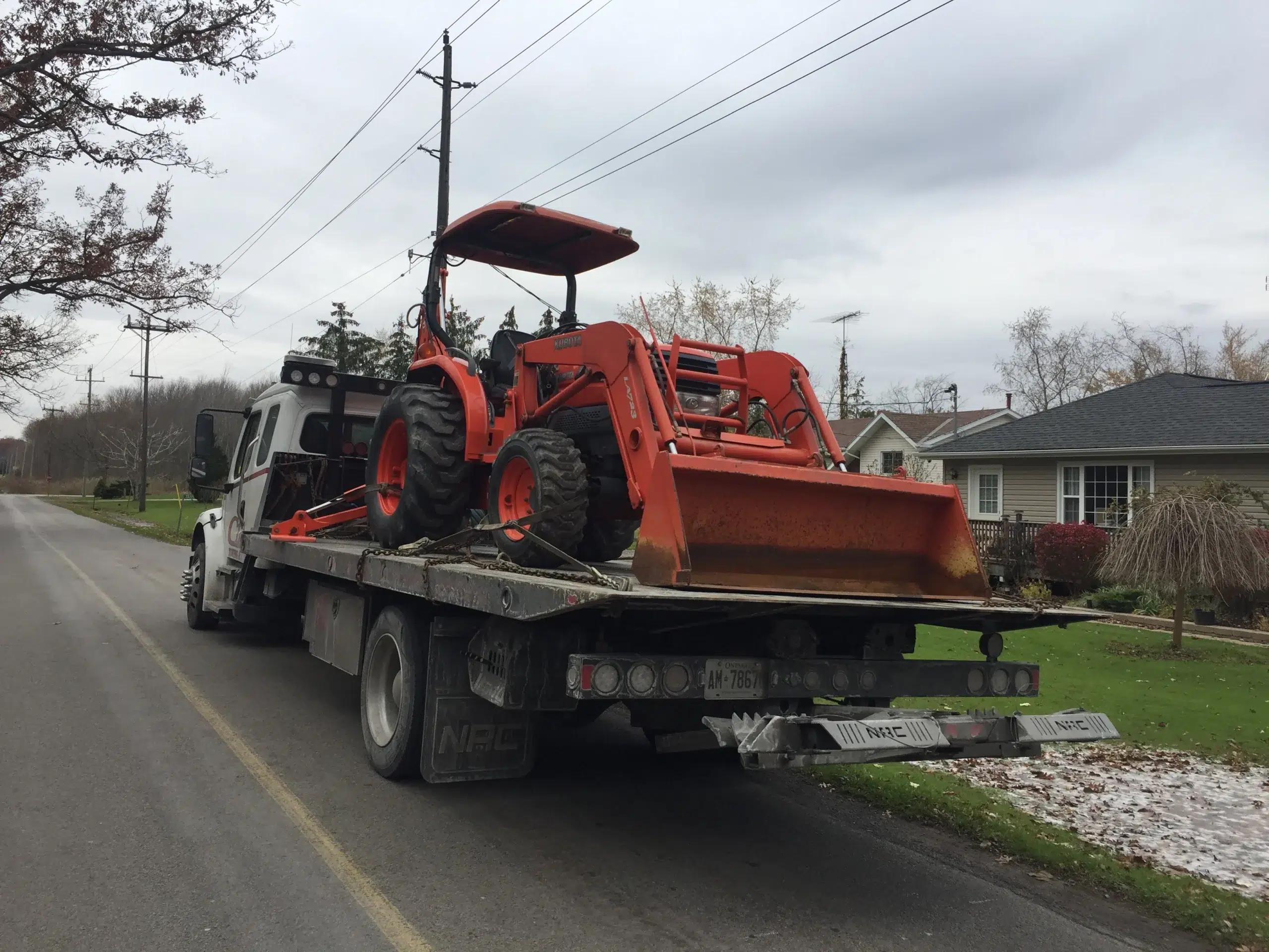 Construction Machinery Towing aurora